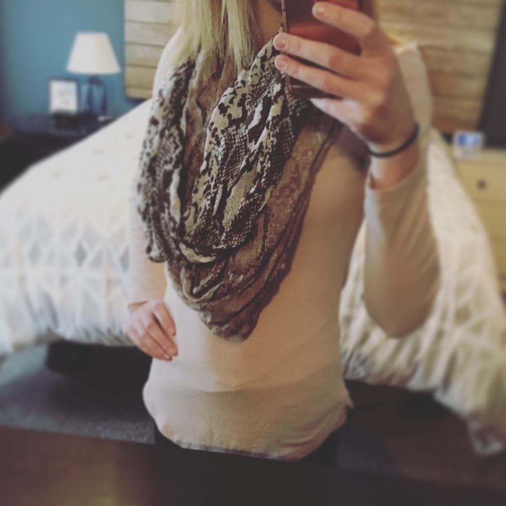 Infinity scarf